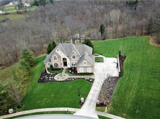 2194 Grandeur Dr, Gibsonia, PA 15044