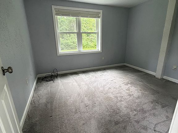 4th image of 23 Mill St APT C