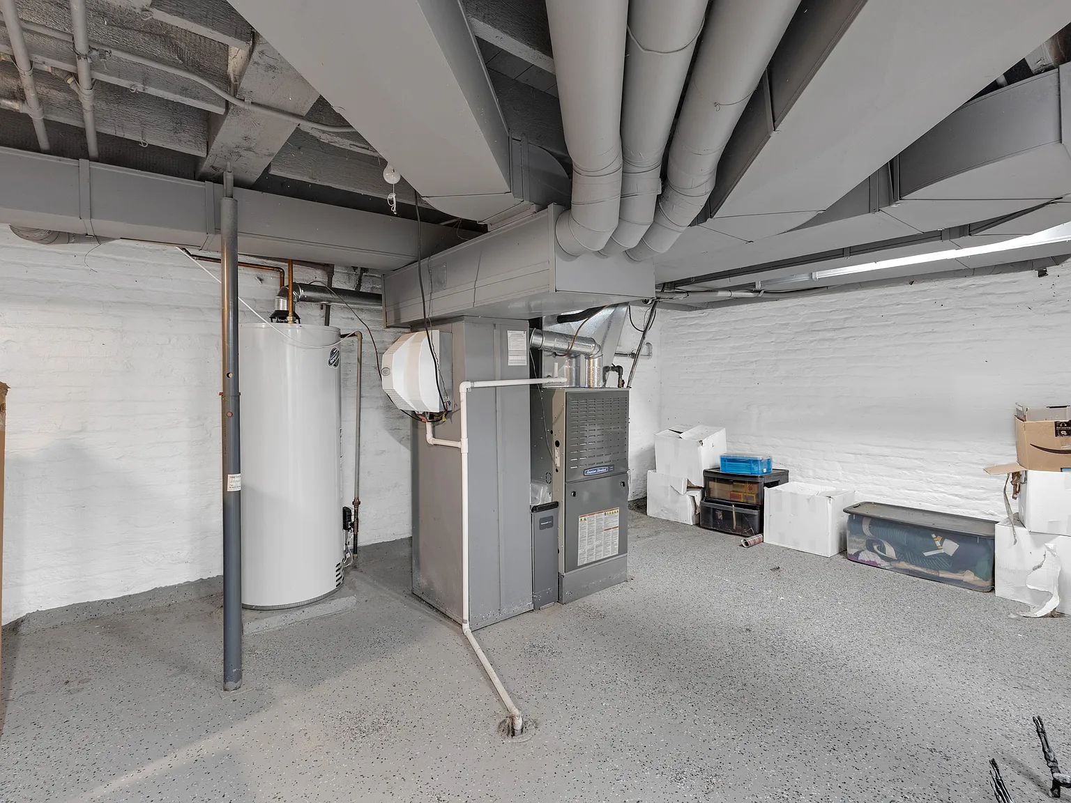 4 bed, 2930 sqft, $3,800 — Photo 4
