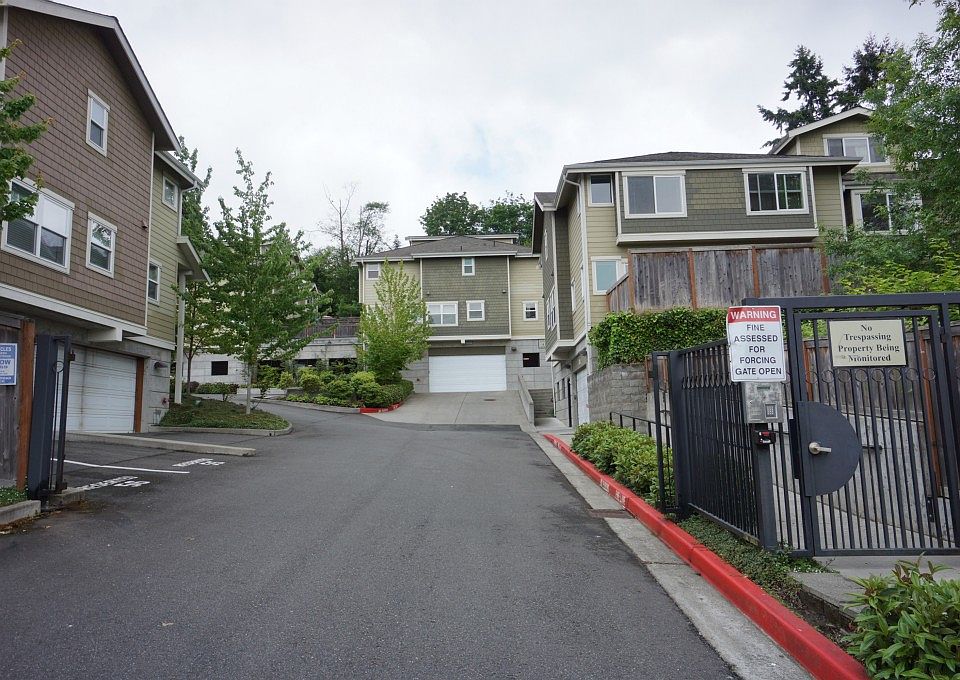 1st image of 7322 Rainier Ave S Unit 507