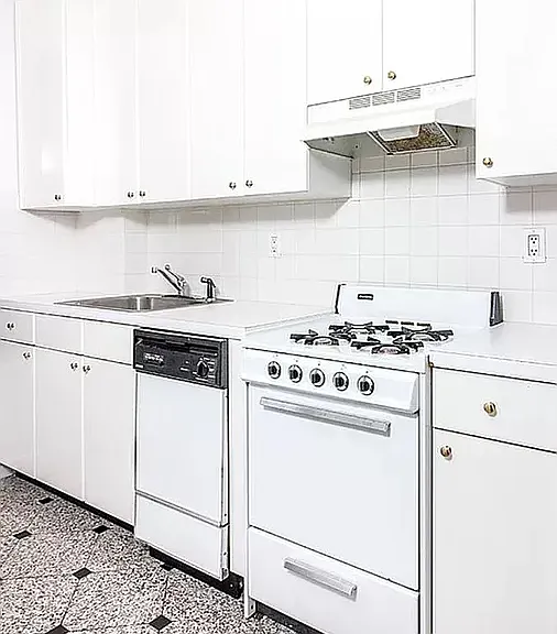 231 Lexington Ave #2B — Photo 3