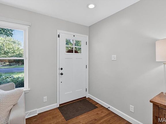 5th image of 701 Wenneker Dr