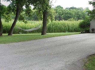 626 Wisconsin St, Genoa City, WI 53128