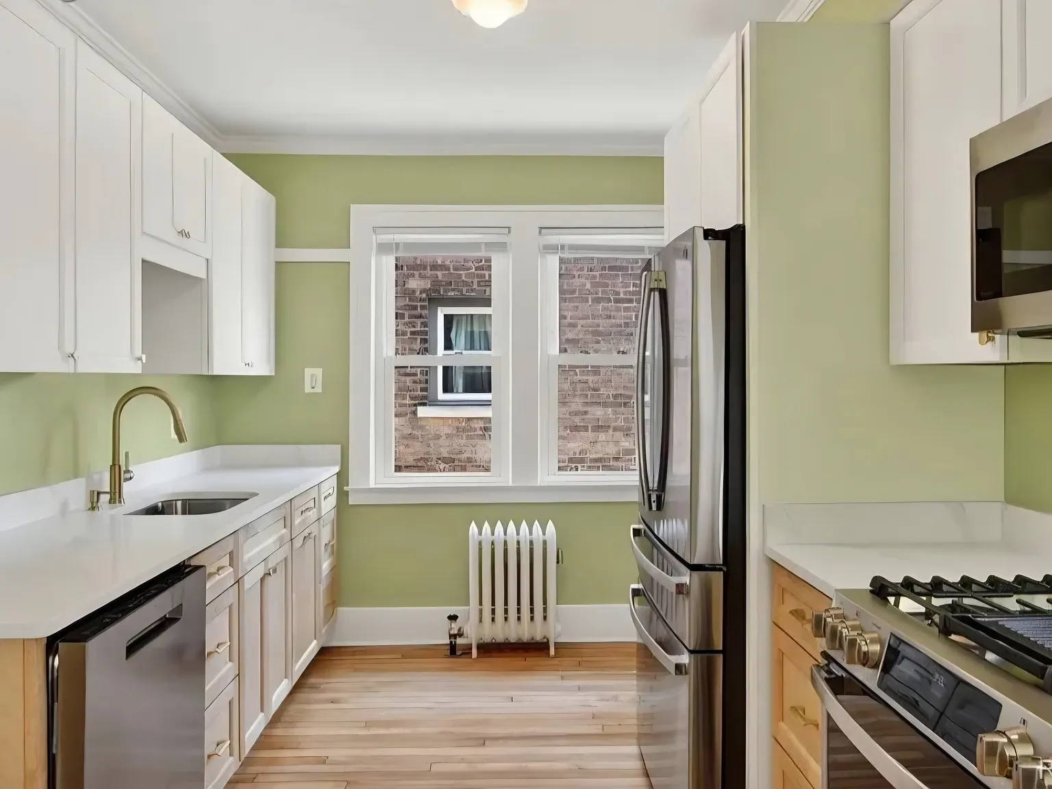 2 bed, 1270 sqft, $2,200 — Photo 4