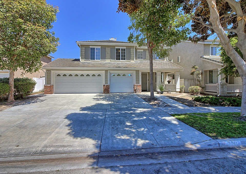 1st image of 730 N Nina Dr