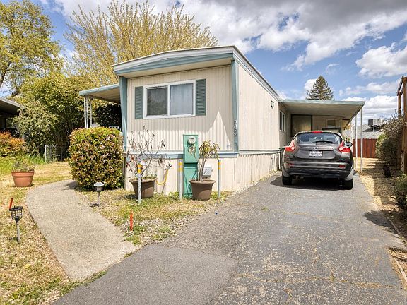3rd image of 1129 Adrienne Way