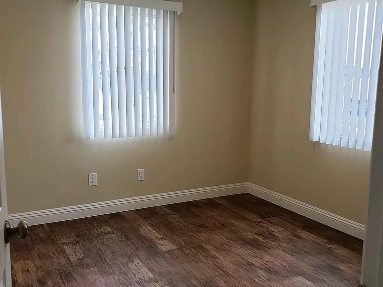 1719 W 39th Pl #1719 — Photo 10