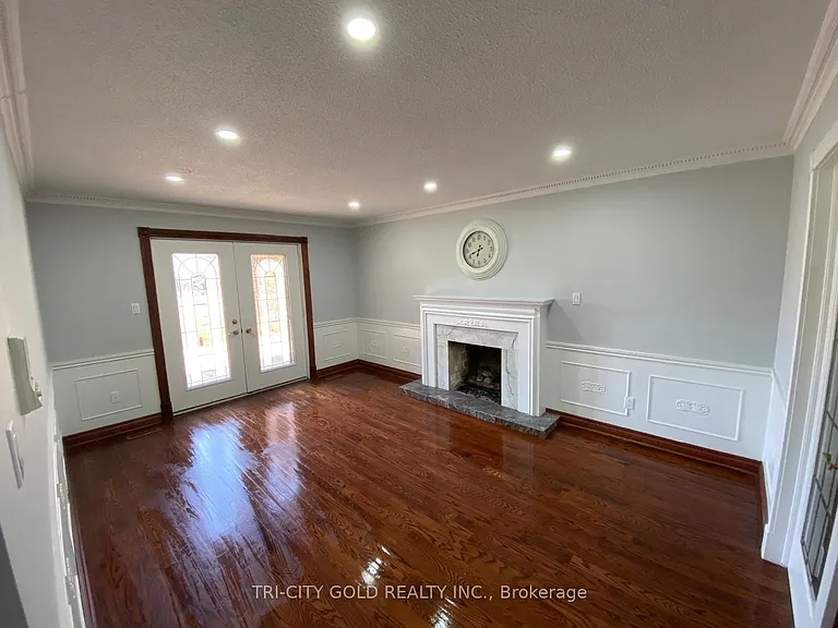 2696 Embleton Rd — Photo 7