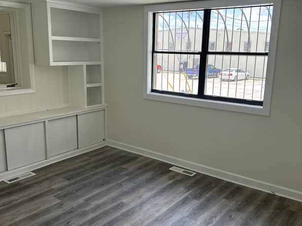 710 Haines Ave #4