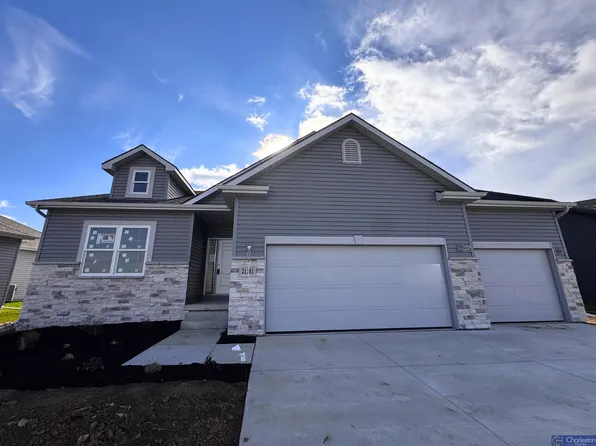 21151 Grand Ave, Elkhorn, NE 68022