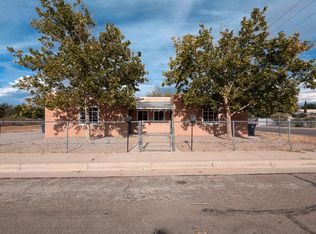 400 63rd St NW, Albuquerque, NM 87105