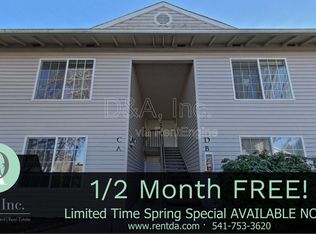325 SE Lilly Ave #A, Corvallis, OR