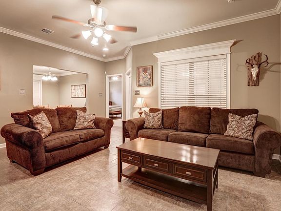 3rd image of 206 Beaconwood Dr