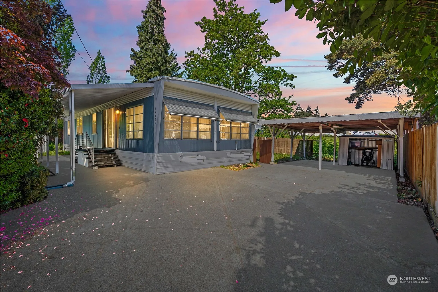 14837 38th Avenue S photo 1