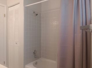 609 SW 75th St APT 201, Gainesville, FL 32607