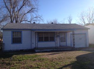 519 W 1st St, Ada, OK 74820