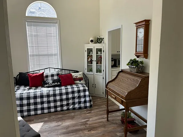 3307 Cameron Chase Dr — Photo 14