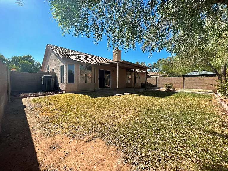 131 S Sean Dr — Photo 35
