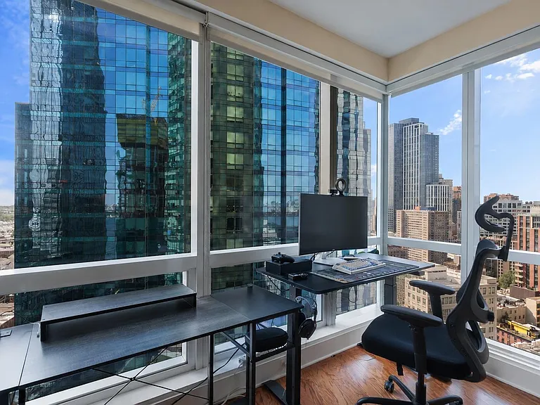 77 Hudson St #2412 — Photo 8