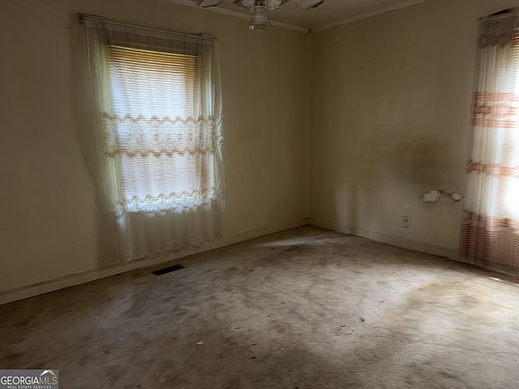 3rd image of 1841 Lomita Rd SE