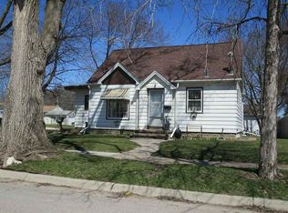 554 Newton St, Waterloo, IA 50703