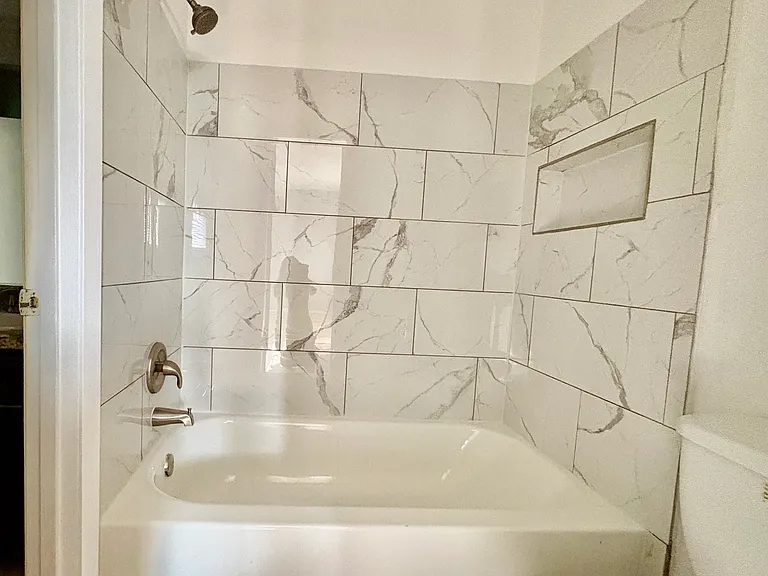 2631 Isbella Dr — Photo 14