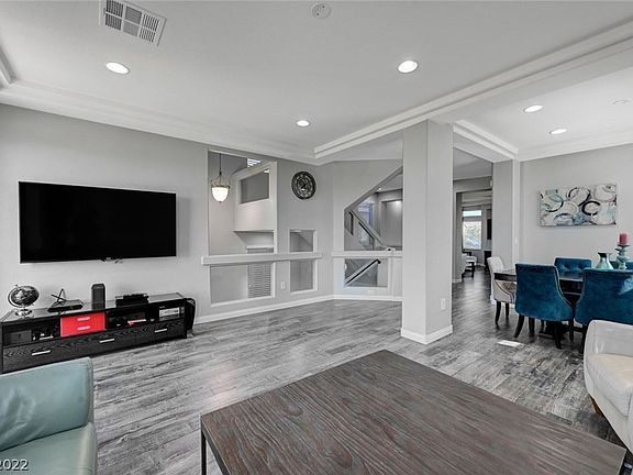 5th image of 5499 Holding Ave