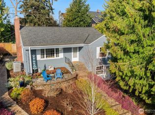 7527 Ravenna Ave NE, Seattle, WA 98115