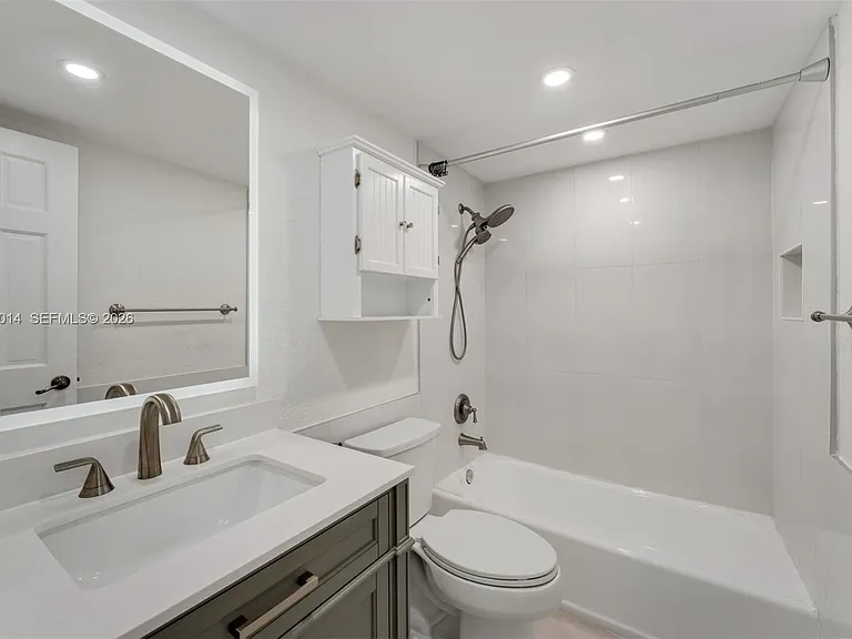 7947 SW 104th St #104-C — Photo 15
