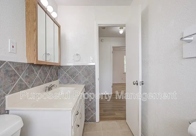 3009 SE 20th St — Photo 20