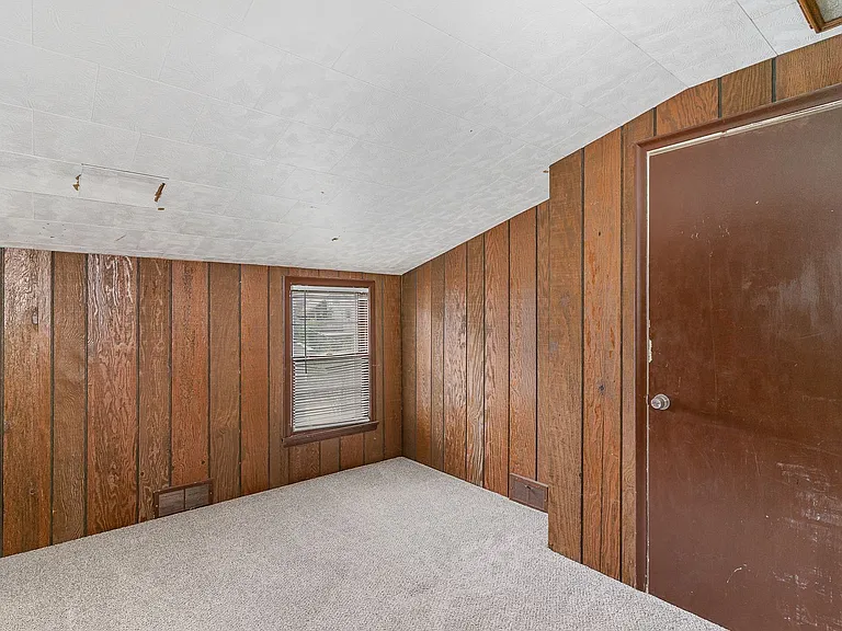 1270 Hubbard Ave — Photo 14