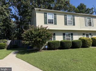 4805 Underwood Ct, Waldorf, MD 20602