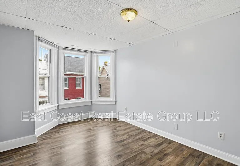 207 N Mulberry St #2 — Photo 3