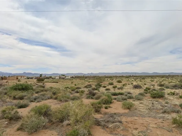 3813 N Ajo Rd, Golden Valley, AZ 86413