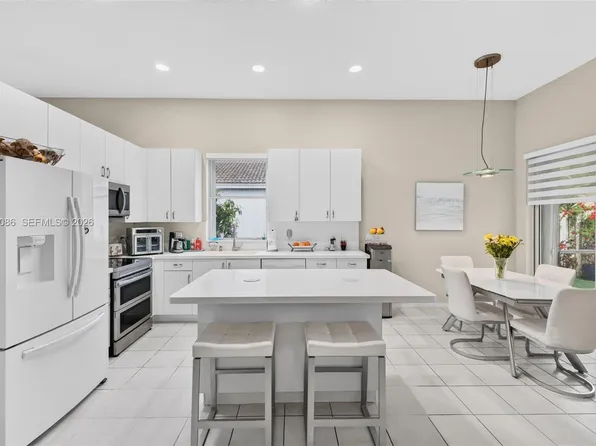 13356 NW 16th St, Pembroke Pines, FL 33028