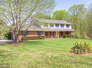 10 Jonathans Ct, Cockeysville, MD 21030