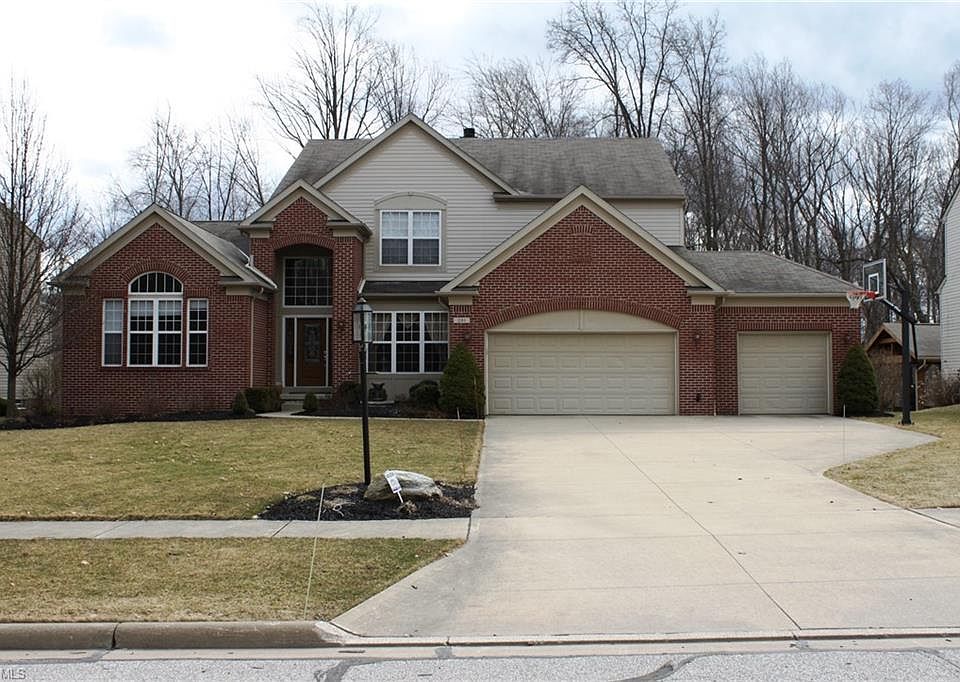 1st image of 281 Wilmington Dr