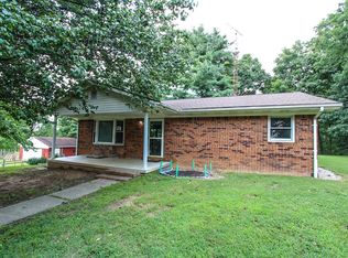 2131 Needmore Rd, Morgantown, KY 42261