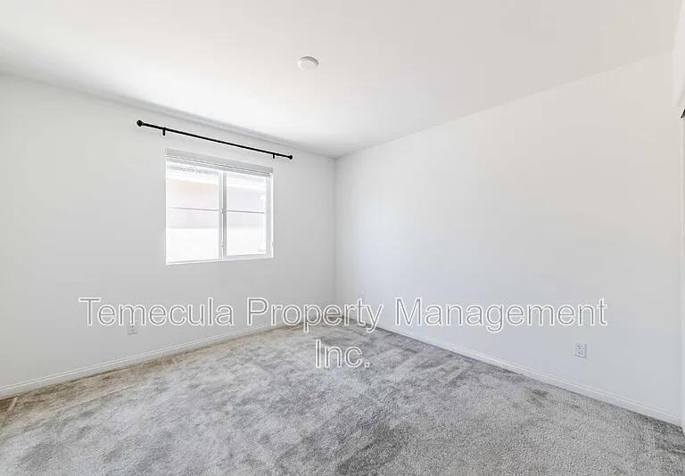1816 Tapaderos St — Photo 14