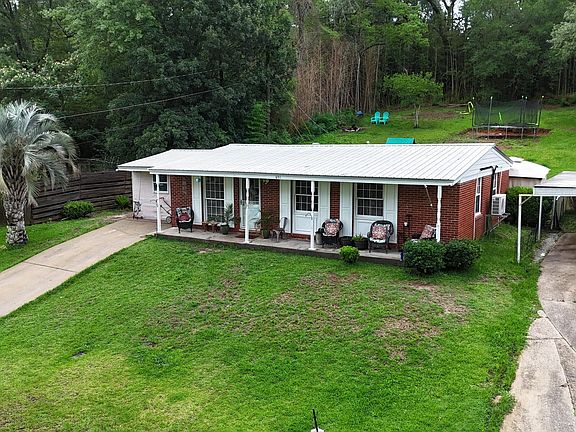 2nd image of 651 Gregory St