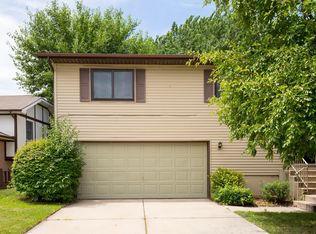 949 Leawood Dr, Joliet, IL