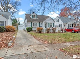 2405 S State St, Springfield, IL 62704