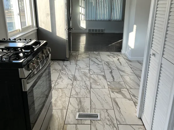 1777 Council Ave, Lincoln Park, MI 48146