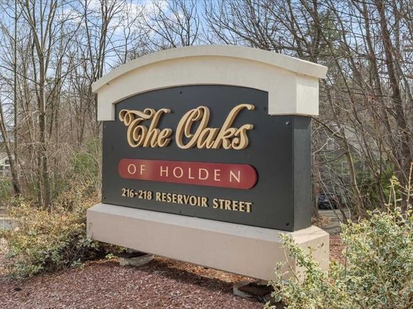 216 Reservoir St APT 304, Holden, MA 01520