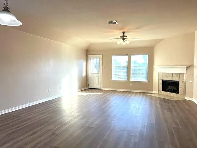 8405 Shasta Dr — Photo 8