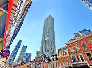 11 Wellesley St W #3802, Toronto, ON M4Y 0G4