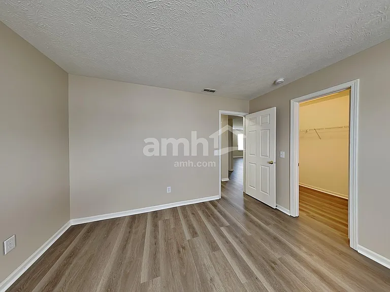 10825 Spring Green Dr — Photo 14