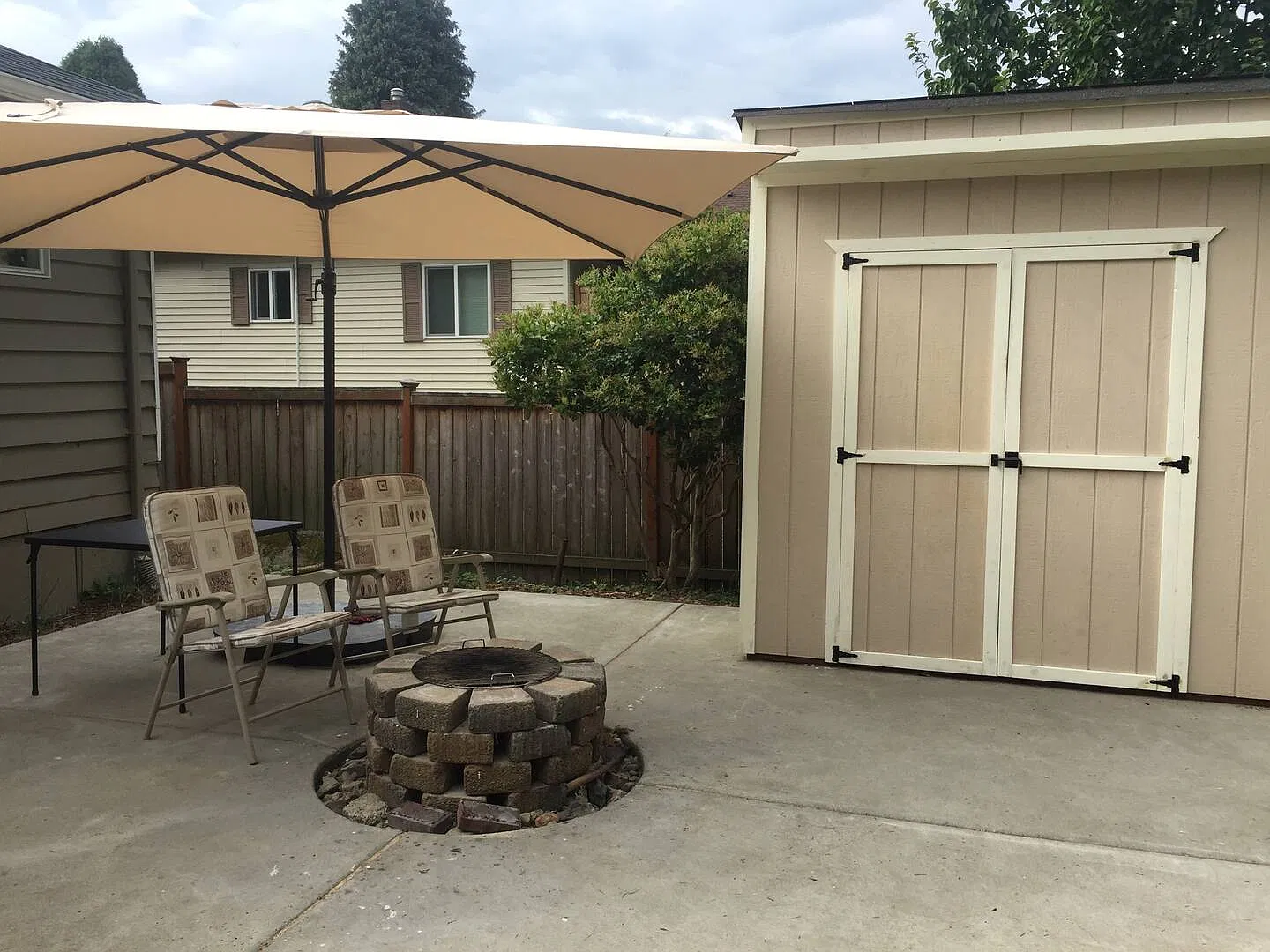 1 bed, 1025 sqft, $1,200 — Photo 1