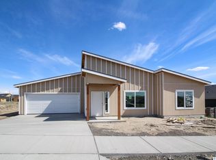 4971 McEwan Dr, Richland, WA 99352