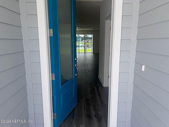 3rd image of 332 TWILIGHT Lane #28